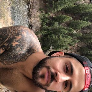 Meet your Posher, Farzam